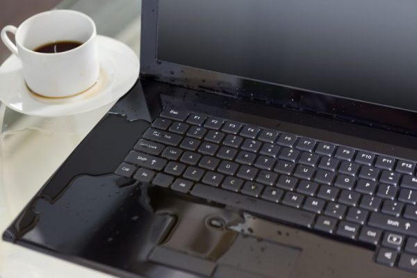 How To Protect A Laptop From Fluid Damage - Pocket Laptop 